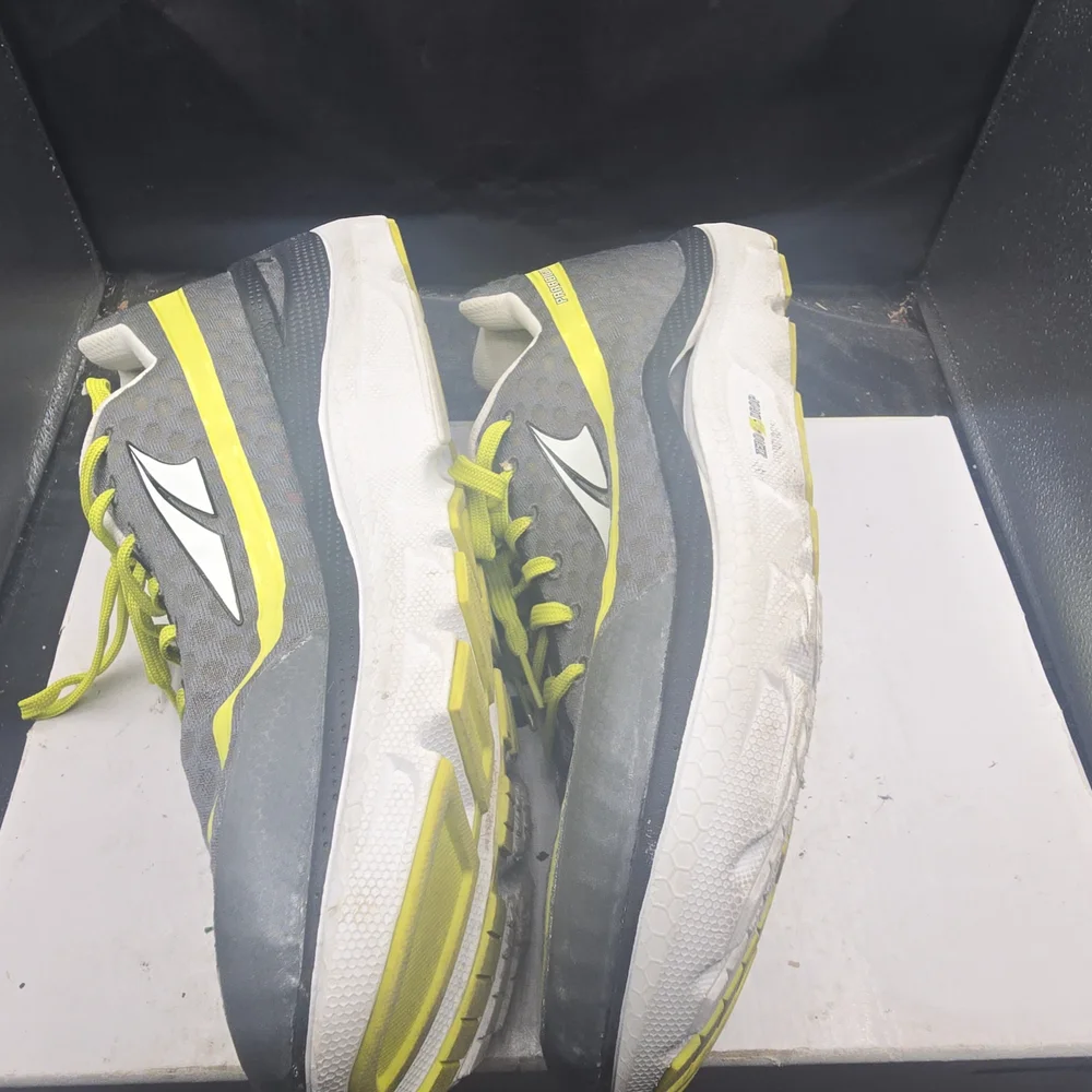 Altra Paragigm 1.5 Athletic Shoes Gray with Yellow‎ Accents Lace Up Men Size 13